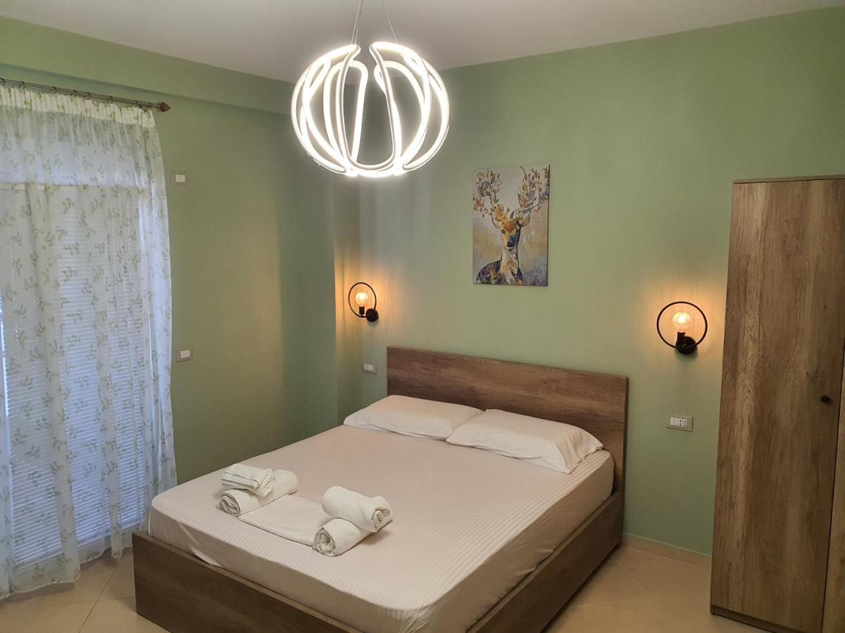 Darla Sea View Apartment Vlora Kültér fotó